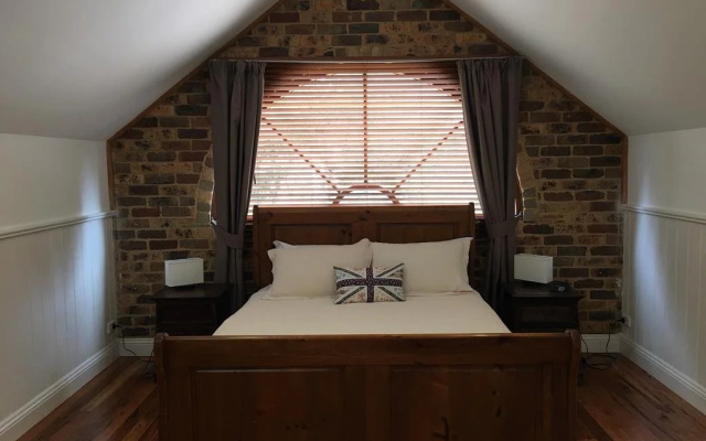 Jan Juc Bed & Breakfast - Rental Accomodation Service