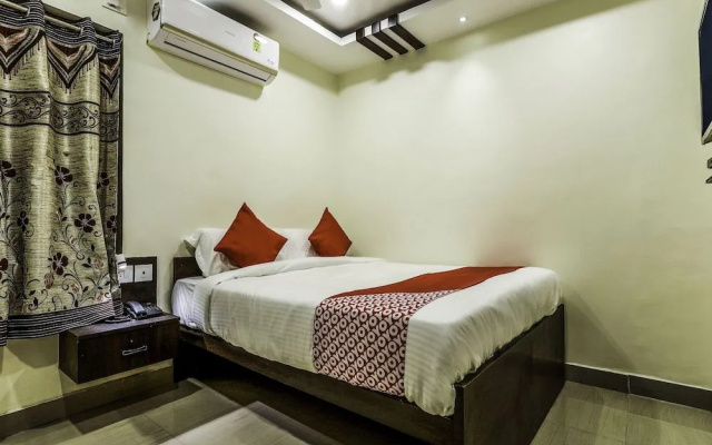 OYO 14925 Harsha Residency