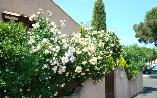 House With 3 Bedrooms in Agde, With Enclosed Garden