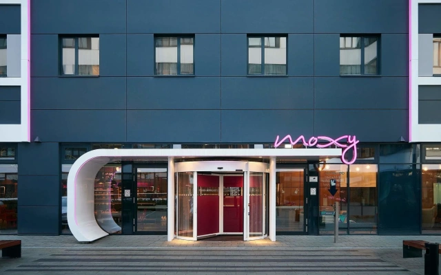 MOXY Frankfurt Eschborn
