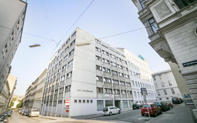 Alibi Hostel Вена вид на фасад