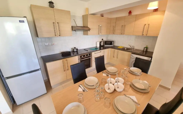 The Lob Star Apartment
