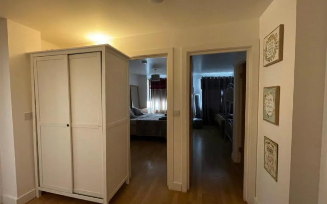 Modern Apartment near Tower Bridge