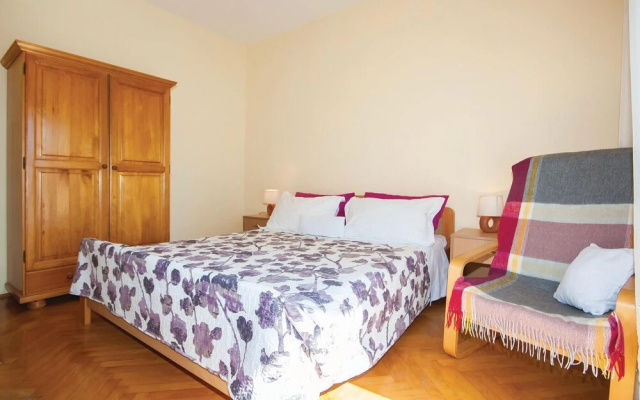 Awesome Home in Brodarica With Wifi and 3 Bedrooms