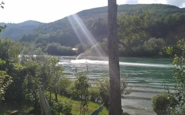 Prenoćište na Drini Foča