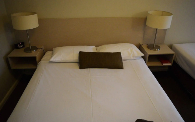 Rosebud Motel