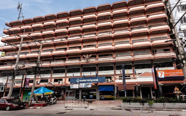 7 Days Premium Hotel Pattaya in Pattaya, Thailand from 34$, photos, reviews - zenhotels.com hotel front