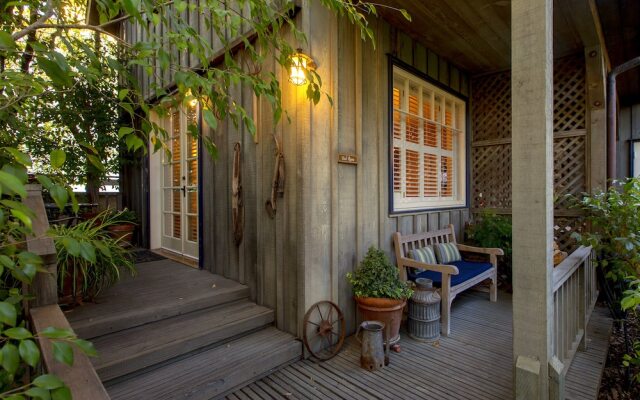 Отель Simpson House Inn вид на фасад