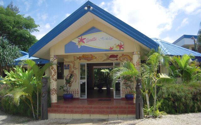 Vanuatu Holiday Hotel вид на фасад