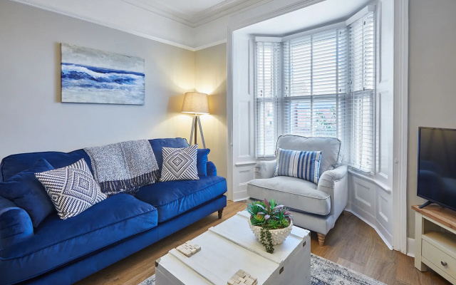 Host Stay Ebb Tide