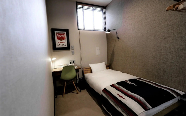 H Hotel