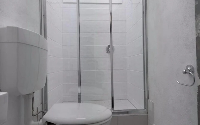 Richmond Private Rooms @ 151 Hoddle Homestay
