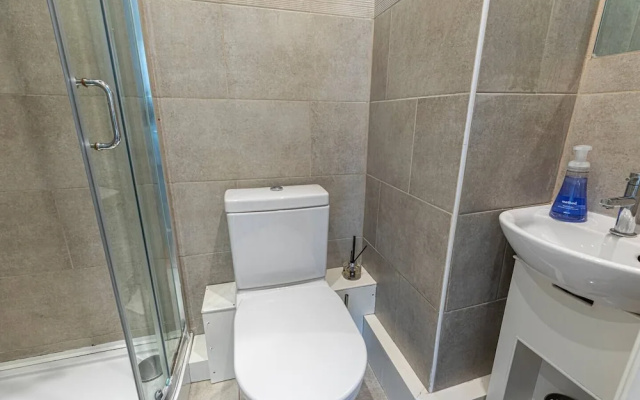 Homely 2-bed flat in Little Venice