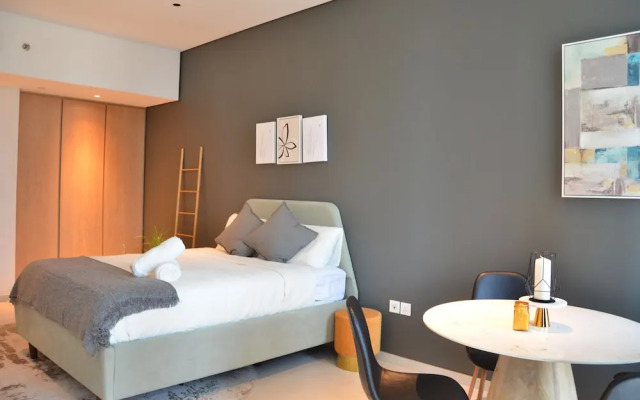 Remarkable 1-bed Apartment in Dubai