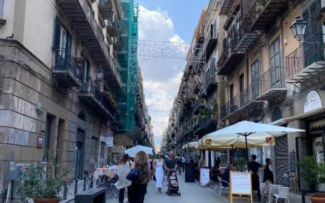 Parlamento Apartment - Esclusivo 120mq centro storico Palermo