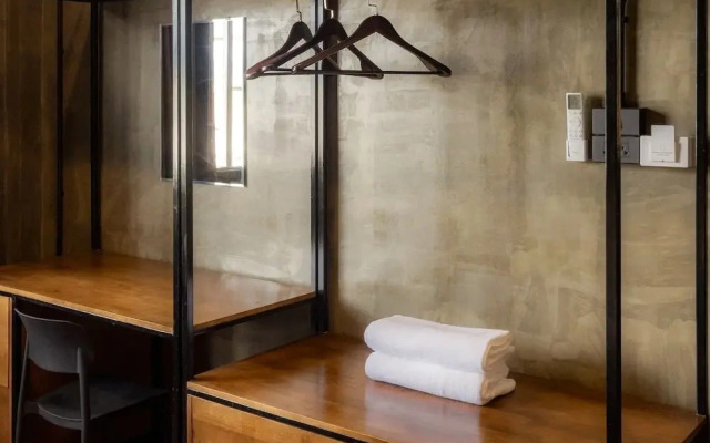 Lanna Loft Hostel