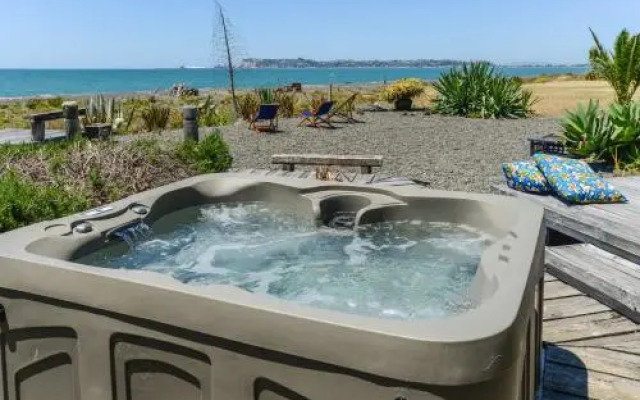 Absolute Beachfront BB