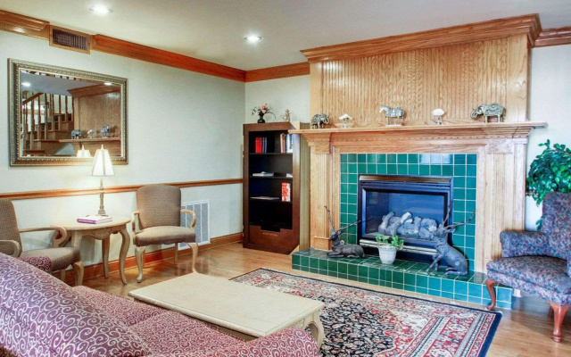 Econo Lodge Inn & Suites Flowood - Jackson Northwest