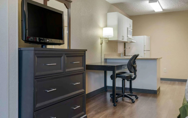 Extended Stay America Suites Santa Rosa South