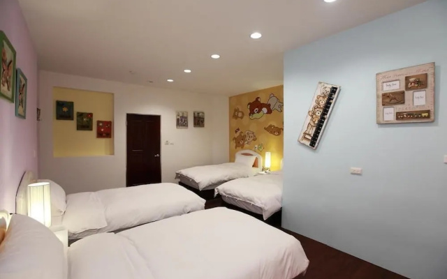 Bears To Happy Hostel