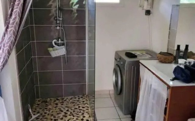 Bel appartement t2 avec vue sur palmier et mer