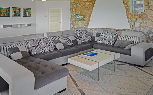 Trident House 4 Bedroom Home