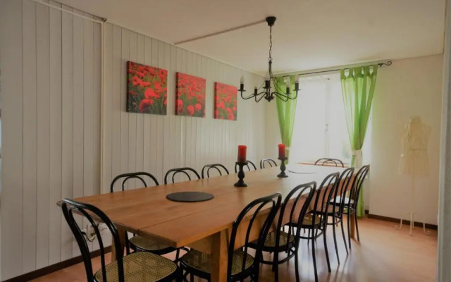 Interlaken Town House Sleeps 12 guests Central