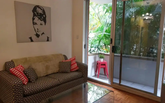 Cozy Marrickville Apartment Near Centre