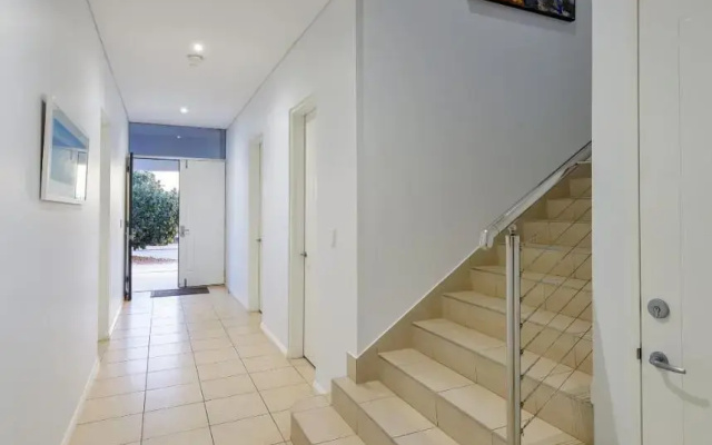 21 Corella Court