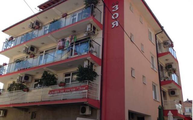 Отель Zoya Guest House Болгария, Равда - отзывы, цены и фото номеров - забронировать отель Zoya Guest House онлайн вид на фасад