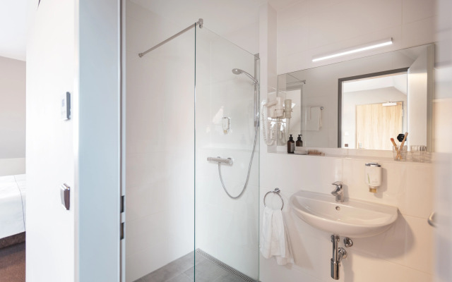 Garner Hotel Stuttgart - Zuffenhausen by IHG
