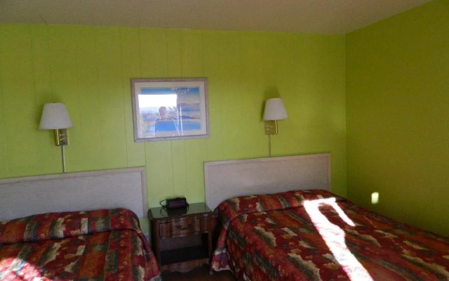 Marine Motel