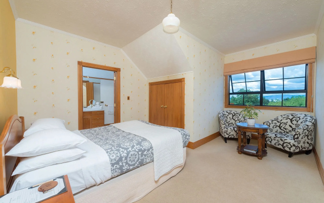 Hamurana Lodge Boutique Hotel