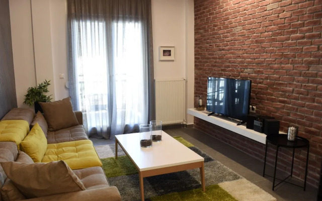 Gusto Luxury Apt Must