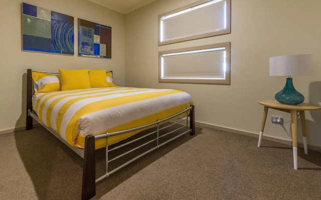 Broadwater By The Beach - With Heated Outdoor Spa