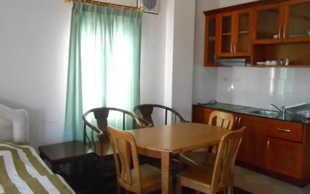 Niraxay Apartment