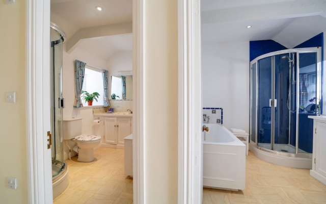 Porthcothan House