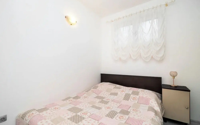 Apartment and Rooms Radojka