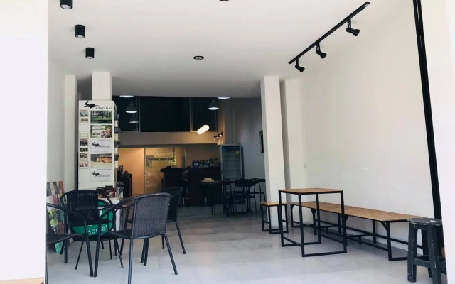 B7 Hostel