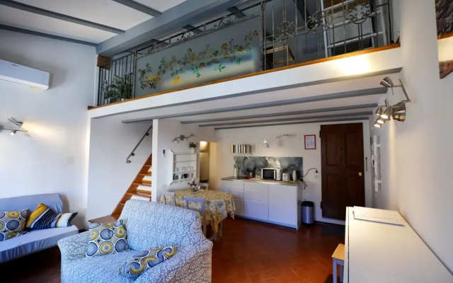 Guelfa loft