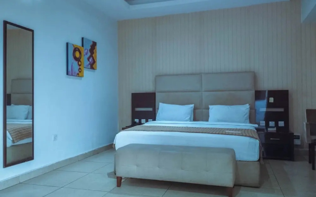 Fullmoon Hotels Owerri