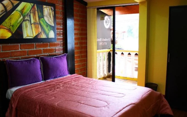 Overlook Hostal