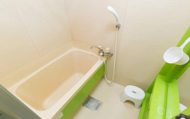 Guesthouse Sunshine Enoki Shin-Fukae
