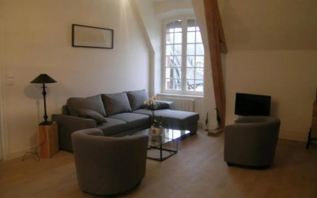 Appartement Trévol, 5 pièces, 8 personnes - FR-1-489-215