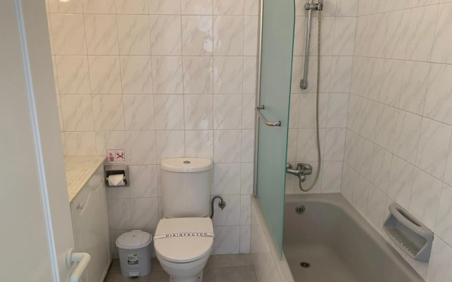 King's Palace - very spacious 1 bed apartment