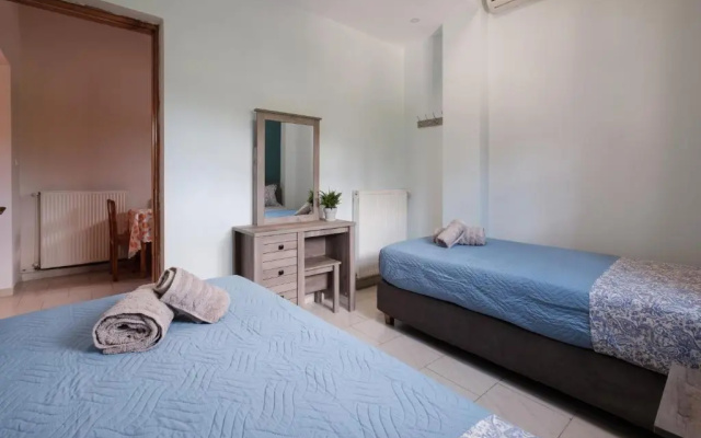 Mouzakitis Apartments 4