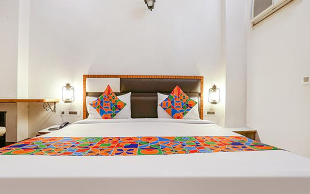 FabHotel Premium Nest