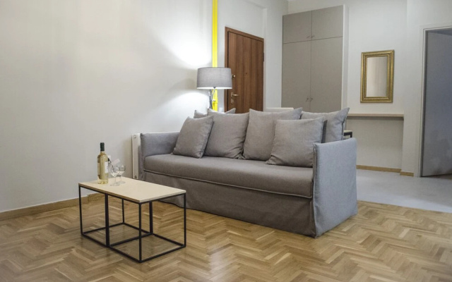 Centrally Located Flat with 1 Bedroom