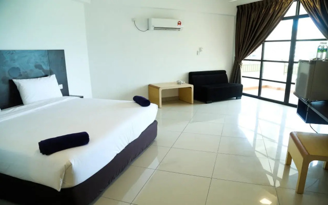 Marina Heights Resort