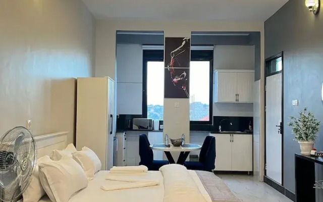 C&C Studio Apartments